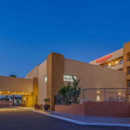 Ramada Plaza By Wyndham Garden Grove/Anaheim South Hotel Luaran gambar