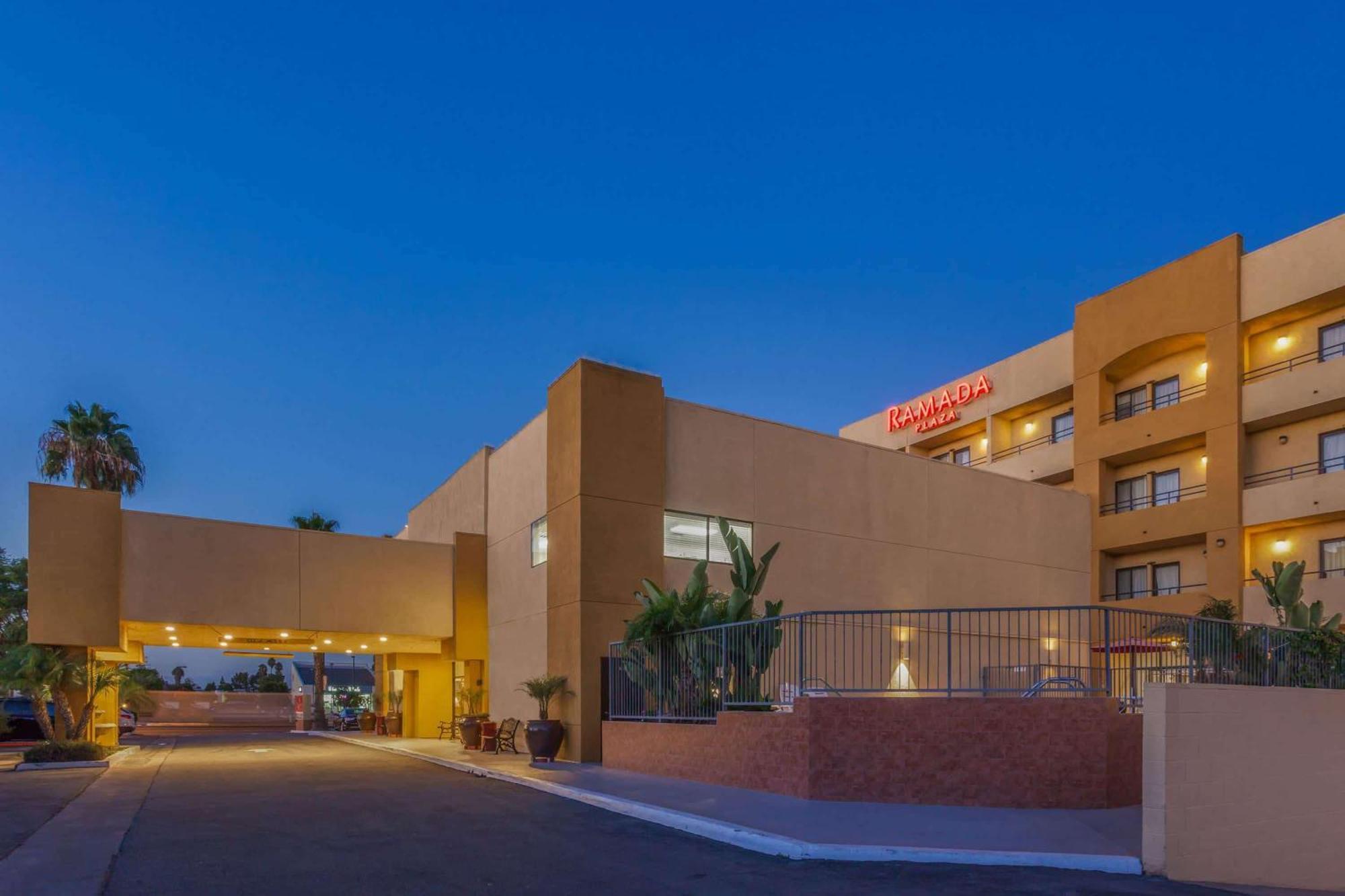 Ramada Plaza By Wyndham Garden Grove/Anaheim South Hotel Luaran gambar