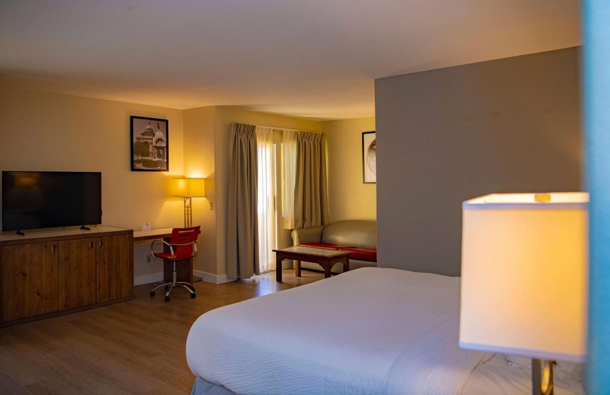 Ramada Plaza By Wyndham Garden Grove/Anaheim South Hotel Luaran gambar